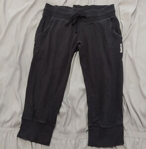 Reebok cropped black sweat pants